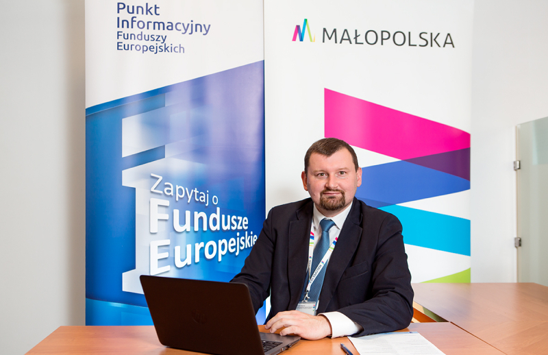 Konsultant w Punkcie Informacyjnym Funduszy Europejskich