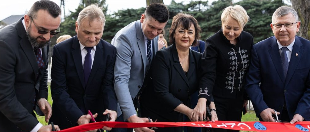 ludzik wspinający się