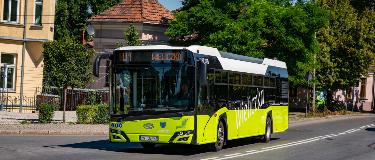 Autobus.